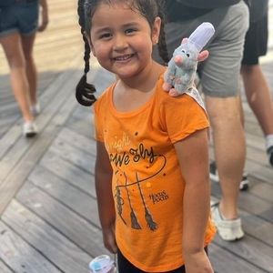 Meet your Posher, Manuela